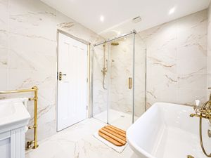 Photo 56- click for photo gallery